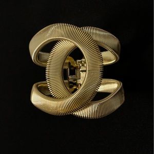 Gold clip on bangle bracelet